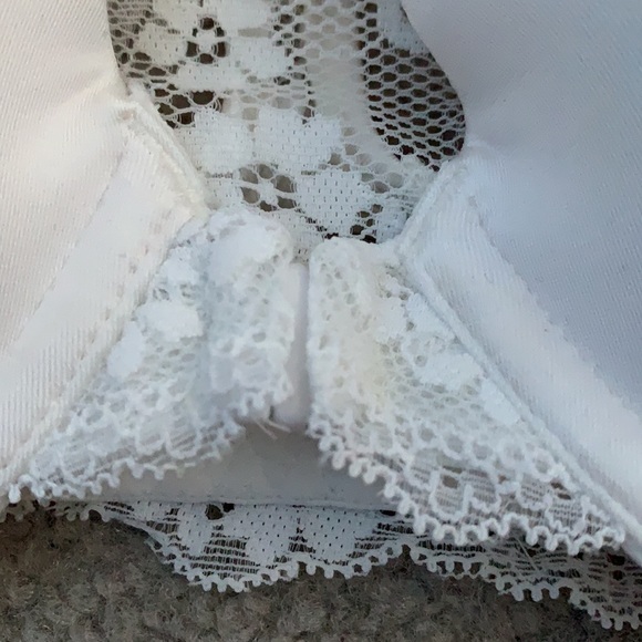 Maidenform Racerback Lace Front-Clasp White Bra Size 36C - Picture 4 of 4